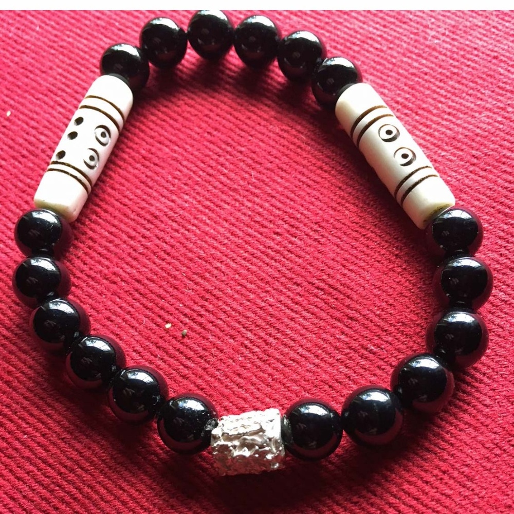 Onyx, FIne Silver and Vintage Bead Bracelet